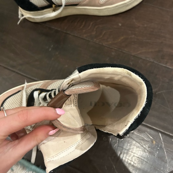 women’s coach shoes - Picture 3 of 3